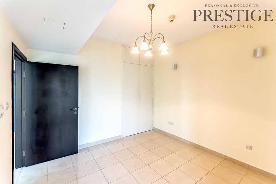 6 Upgraded | Exclusive 2 Bed | Well kept