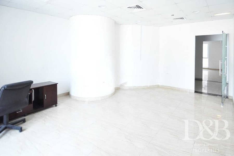 10 Huge Office |  Near the Metro | Prime Location