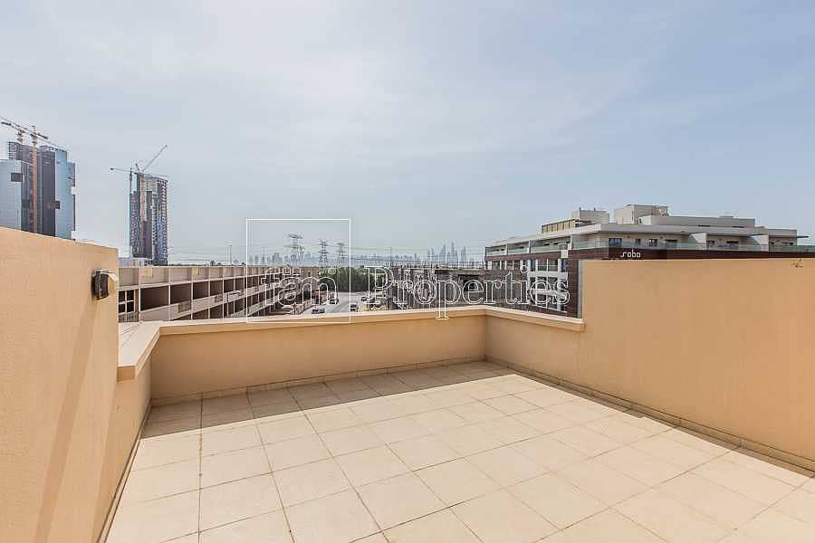 10 Private Garden & Rooftop - Price Reduced