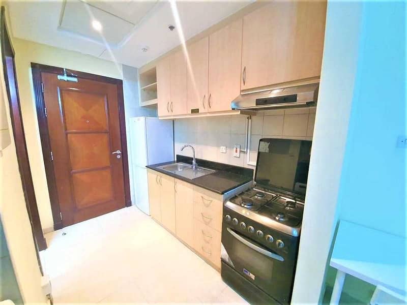 3500 INCLUDING BILLS STUNNING FURNISHED STUDIO DISCOVERY GARDEN 3500 INCLUDING BILLS STUNNING FURNISHED STUDIO DISCOVERY GARDEN