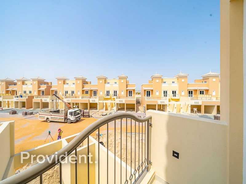 17 Brand New |  Four Beds Townhouse | Corner Unit