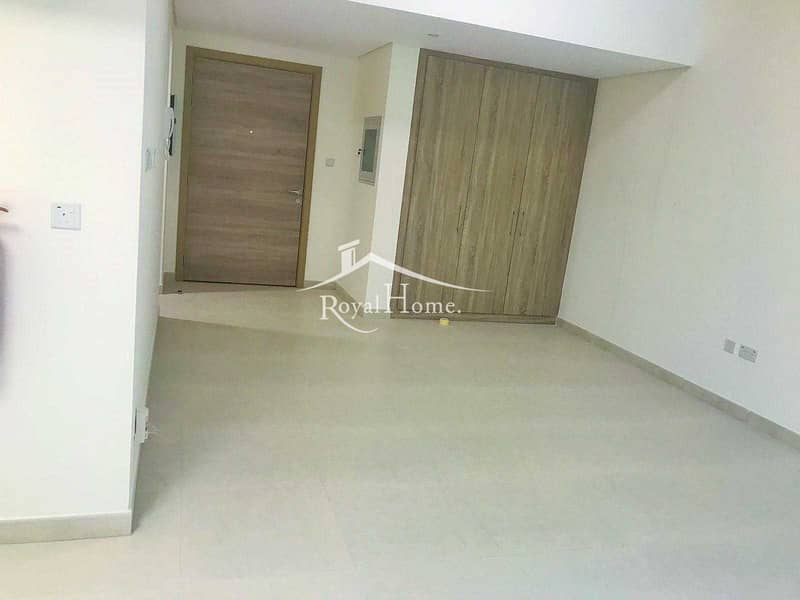 5 Spacious Studio | Excellent Flooring | Available