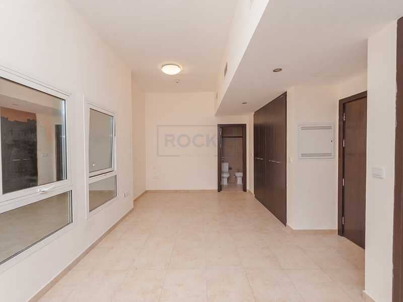 5 Adorable Studio Apartment with Central A/C | Pool
