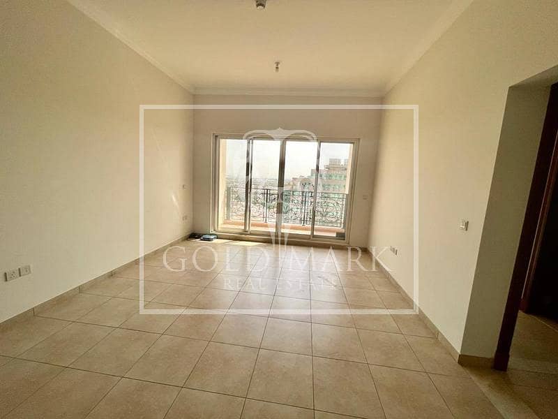 5 Unfurnished Apartment | Full canal view |  Vacant