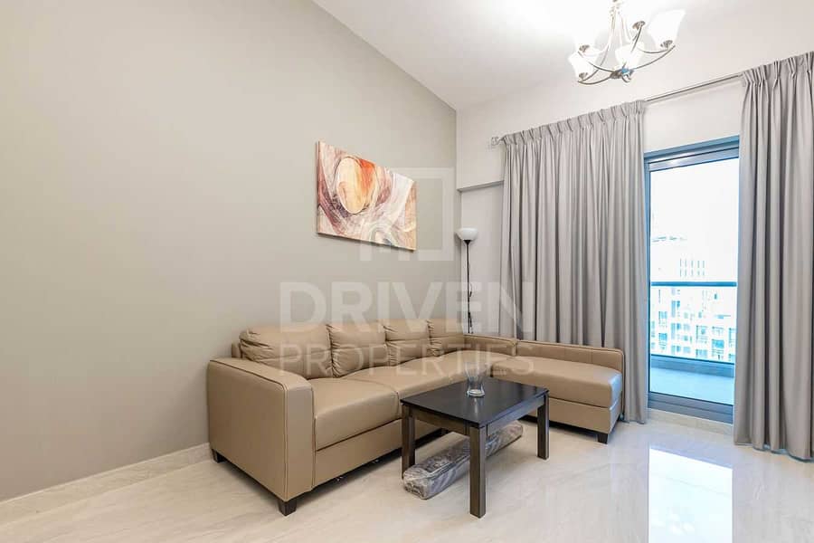 3 Bright and Large Terrace | Furnished Apt