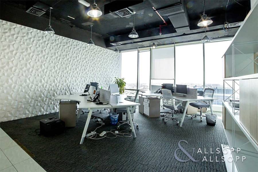 7 Fully Furnished | Corner Office | Grade A Tower