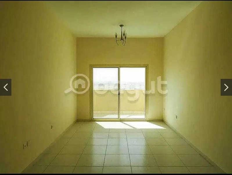 شقة في برج لافندر،مدينة الإمارات‬ 2 غرف 235000 درهم - 5292923