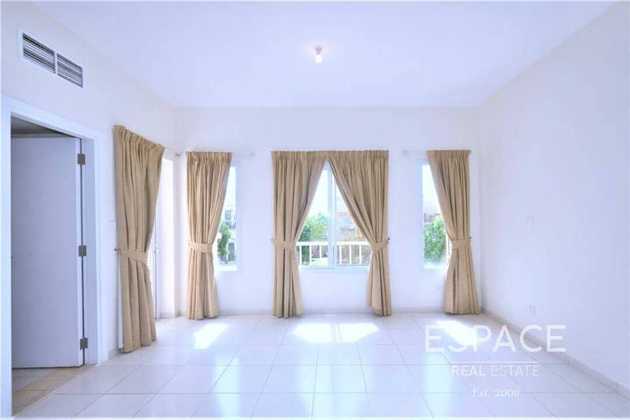 5 Private Pool - Type 3M - Well Maintained