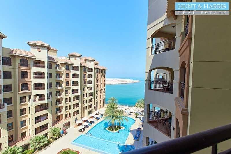 5* Hotel Apartment with Sea Views - Amazing location