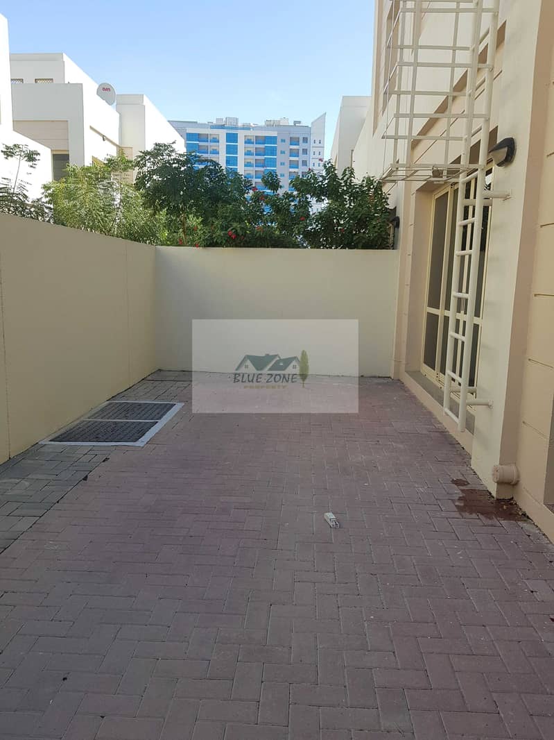 18 Gated Community_3 BHK With Maids Room Villa For Rent At Prime Location