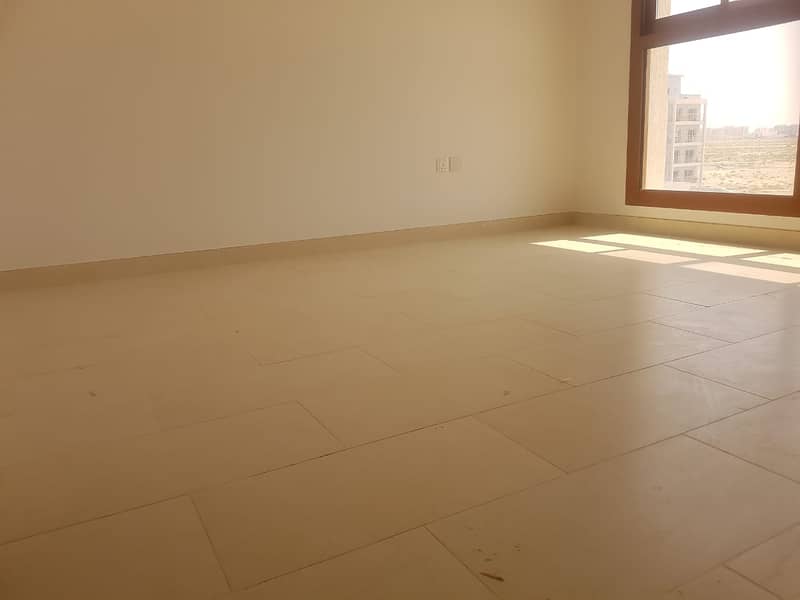 CLOSE KITCHEN HUGE SIZE 1 BHK+GYM+POOL IN AL WARSAN 4  JUST RENT 33K