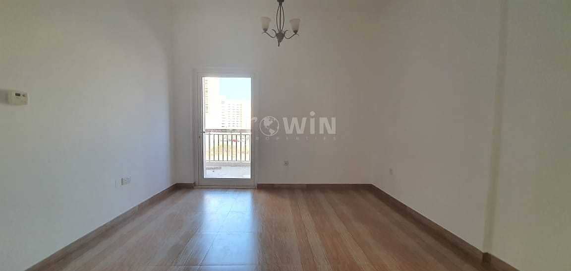 9 2 Months FREE |  Beautiful  Two Bed Apt IN A Very Prominent Location } Close to Exit!!!