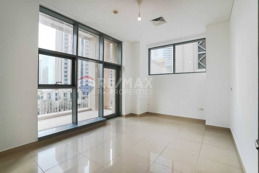 14 Spacious 3br Duplex in the Heart of Dubai