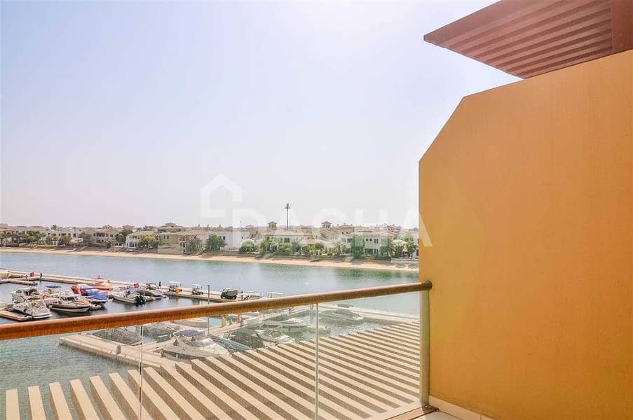 9 Huge balcony / amazing sea views / multiple cheques