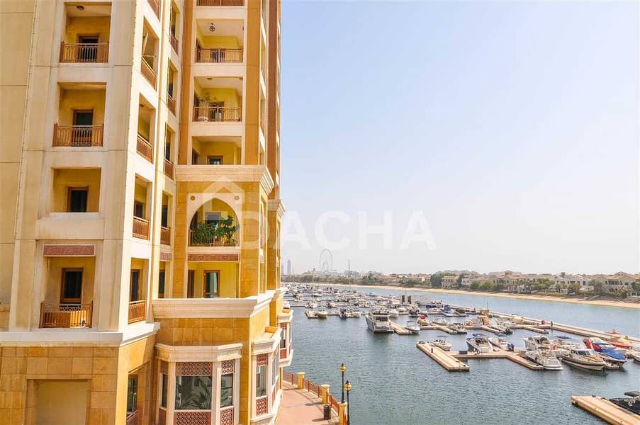 15 Huge balcony / amazing sea views / multiple cheques