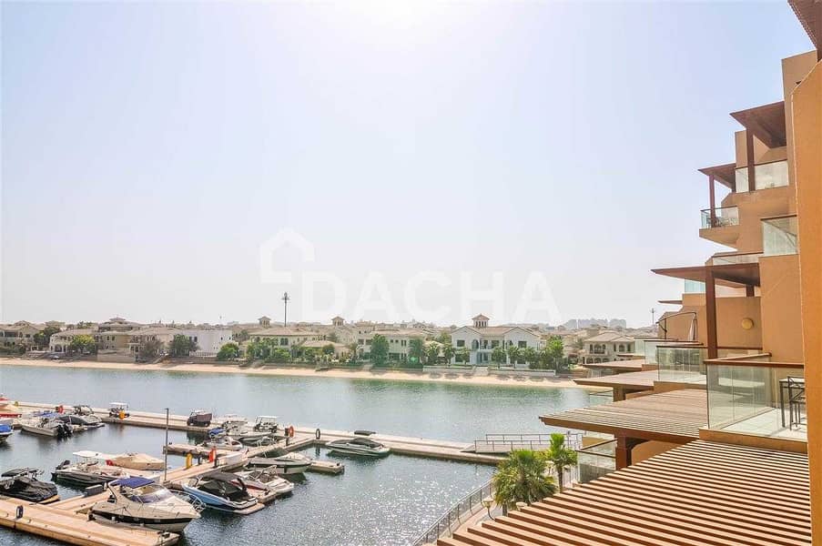 17 Huge balcony / amazing sea views / multiple cheques