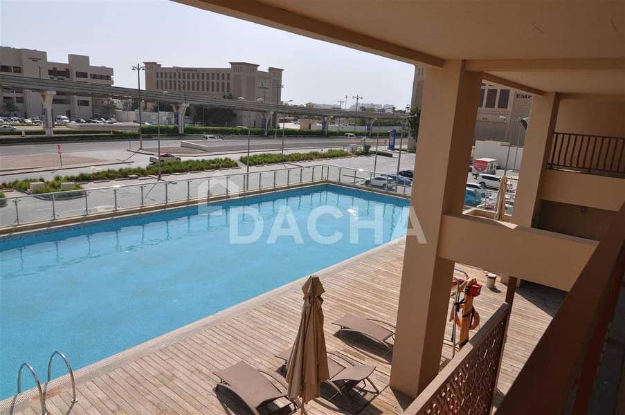 18 Huge balcony / amazing sea views / multiple cheques