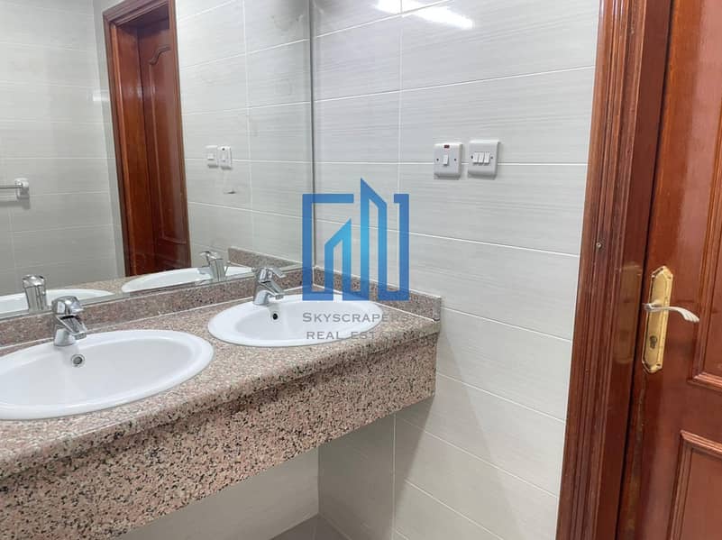 25 Huge | 7BR with Balcony  + Maids Villa | Great Location