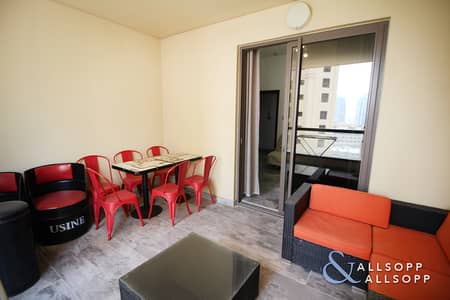 شقة 2 غرفة نوم للبيع في جميرا بيتش ريزيدنس، دبي - Upgraded | Small Terrace | Vacant l 2 Bed