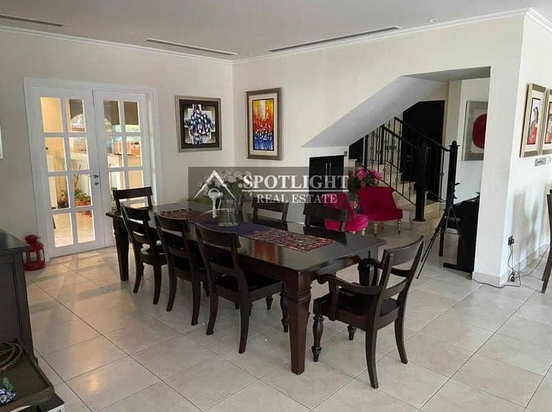 11 LEGACY | UPGRADED | 5-BR ATTACHED ENSUITE + MAID |
