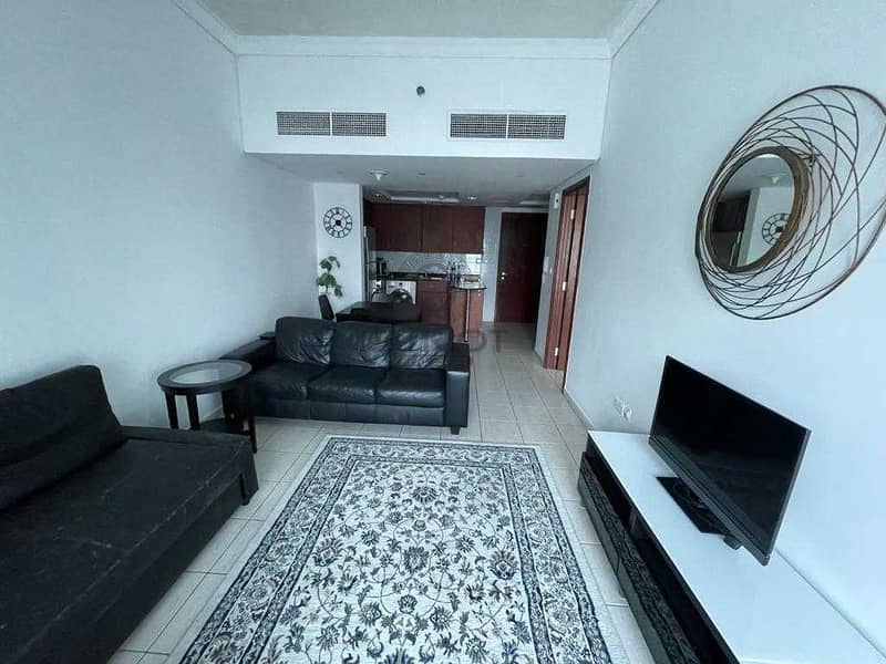 4 Fully Furnished one bedroom apartment in Lake Terrace Cluster D