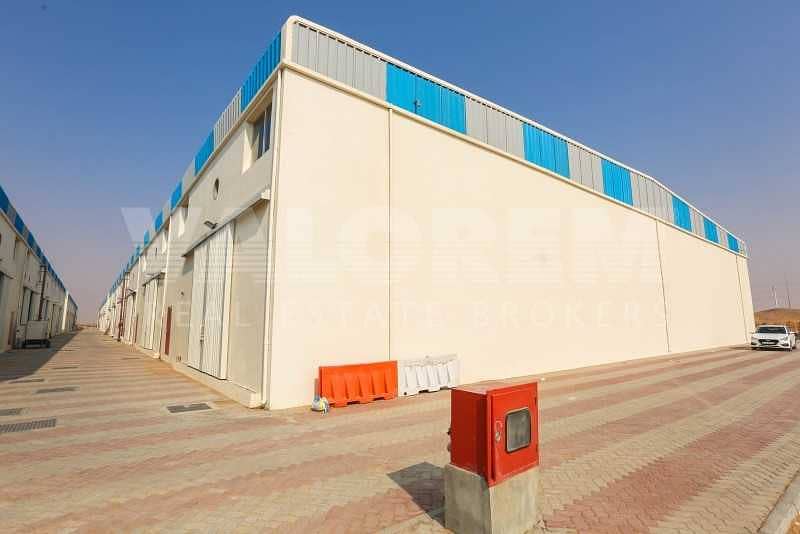 12 120Kw Electric Power Brand New Warehouse for rent in UAQ