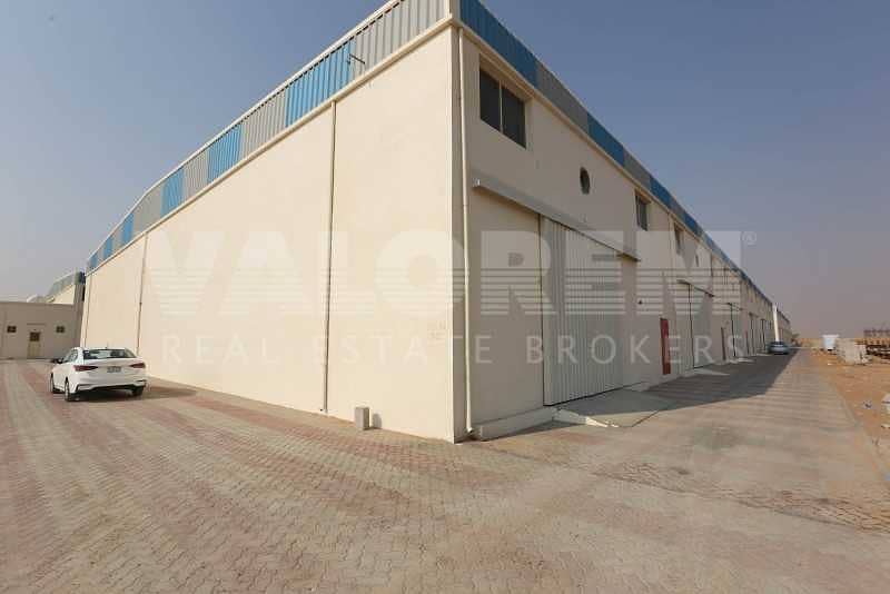 12 60Kw Electric Power Brand New Warehouse for rent in UAQ