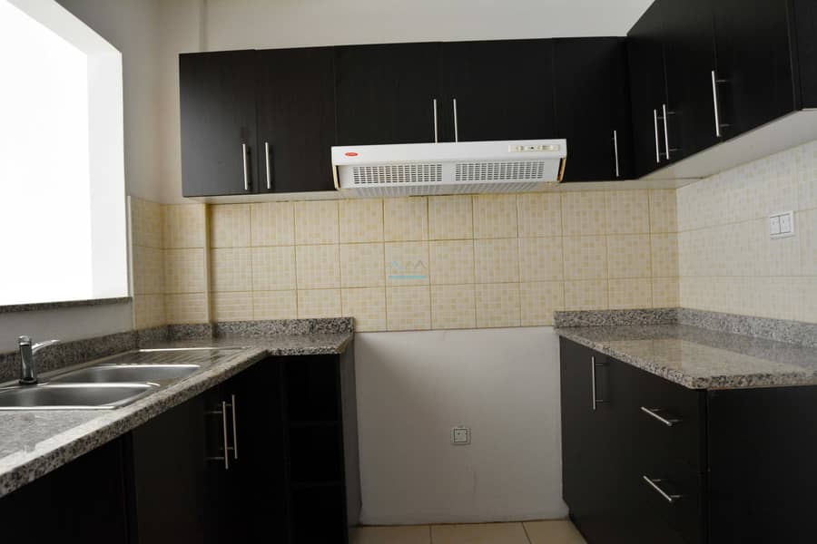 10 Call Now & Get upto 3% Discount - 2 Bed Room Vacant - Airy Layout Big Unit