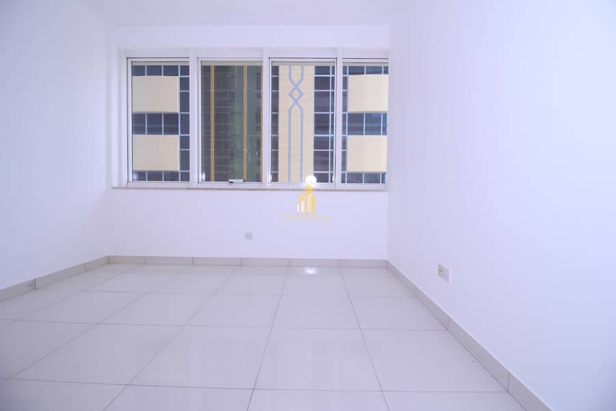 14 3 Bedroom apartment with wide park & road view | Prime location !