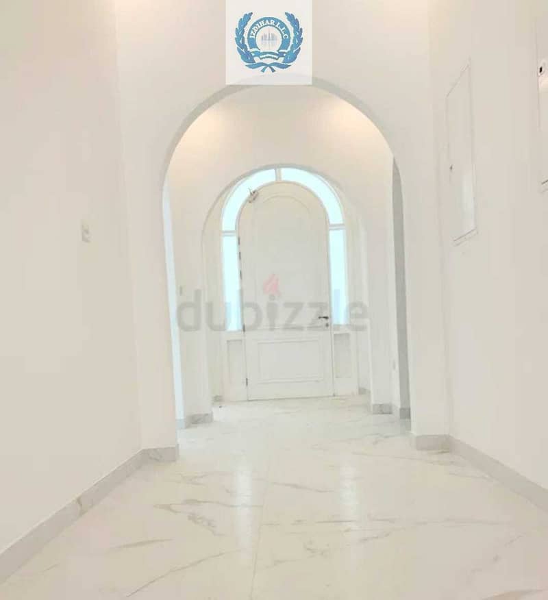 6 ?? Huge 5BHK Villa Available In Syouh Sharjah