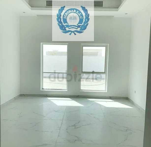 10 ?? Huge 5BHK Villa Available In Syouh Sharjah
