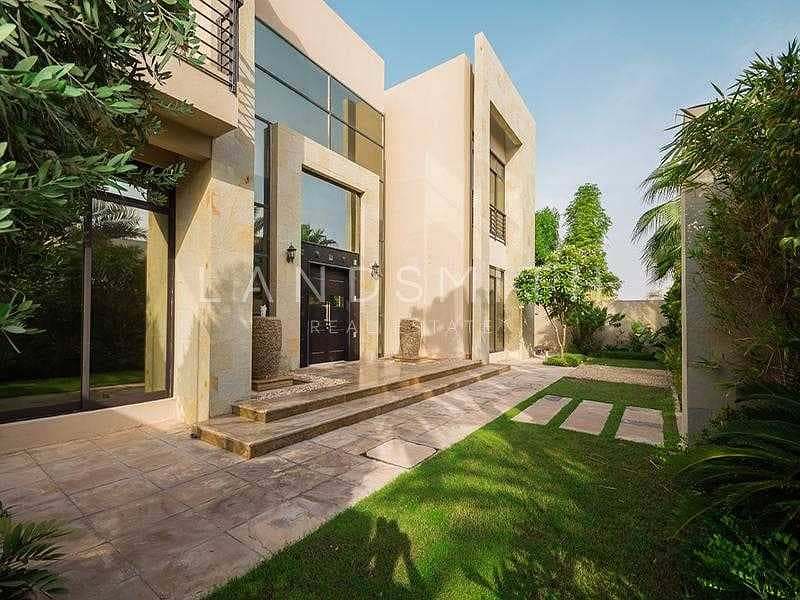 23 Gorgeous | Luxurious 5 BR Villa in Prime Location