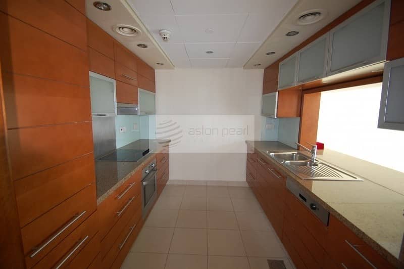 4 2 BR | Full Burj Khalifa View | Vacant | Low Floor