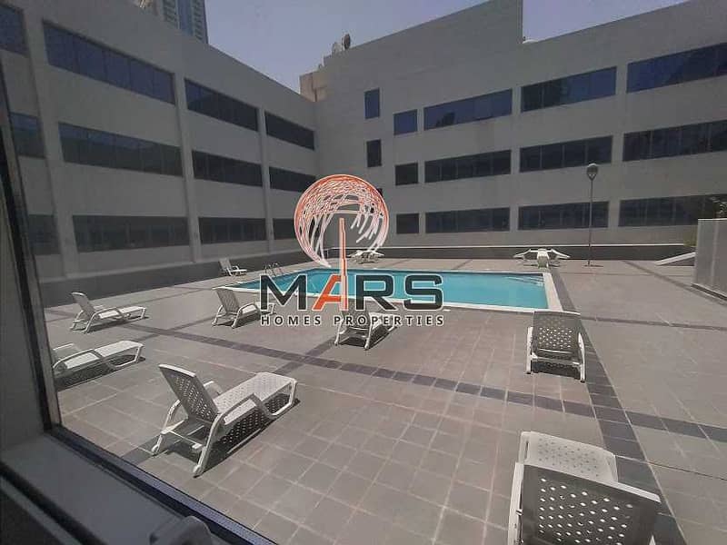 5 1 bedroom flat near Dubai Mall Metro with 2 months free