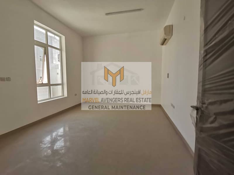 3 Pvt Entrance 5 MBR Villa W/ Maid Room + Separate Door Majlis