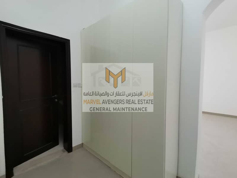 17 Pvt Entrance 5 MBR Villa W/ Maid Room + Separate Door Majlis