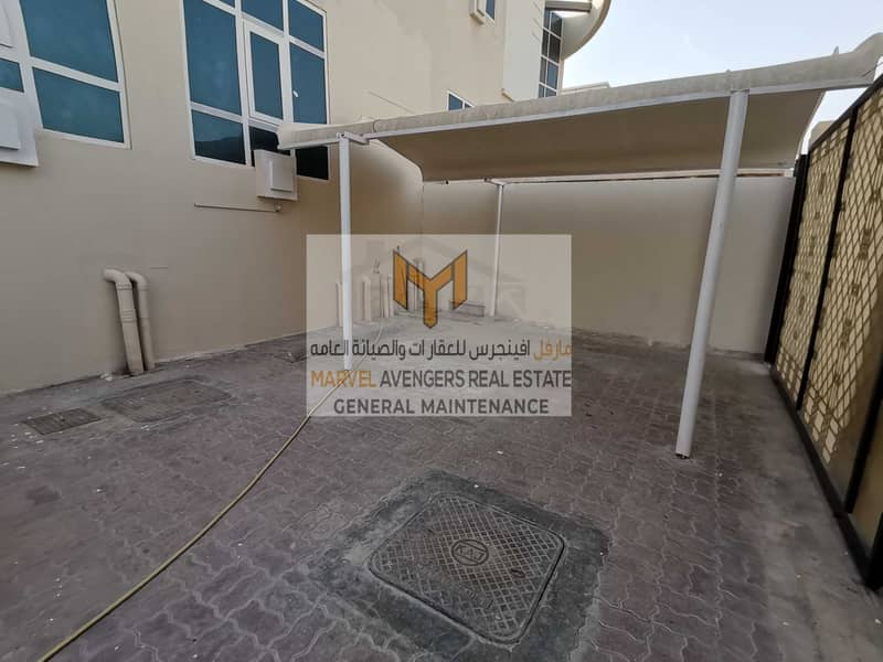 24 Pvt Entrance 5 MBR Villa W/ Maid Room + Separate Door Majlis
