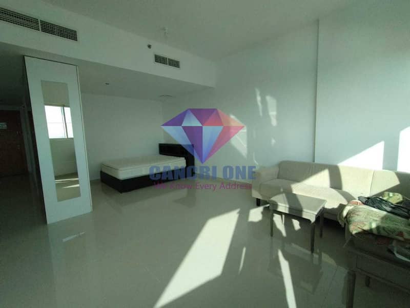 4 Furnished 650SQFT with balcony Sea view