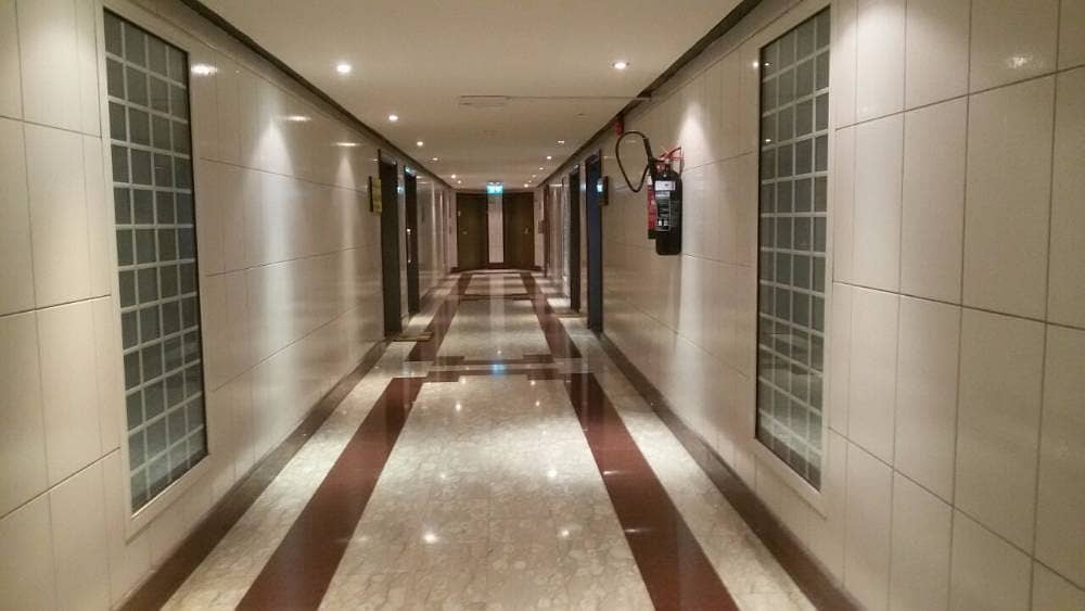 OFFICE FOR RENT IN HOR AL ANZ