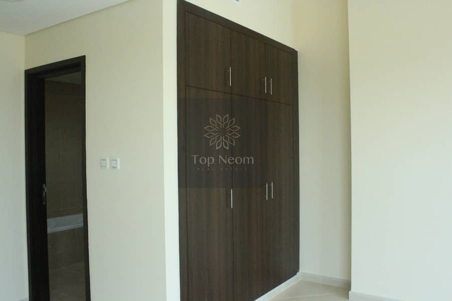 9 Spacious 1 Bedroom Modernly Designed  - Mid Floor