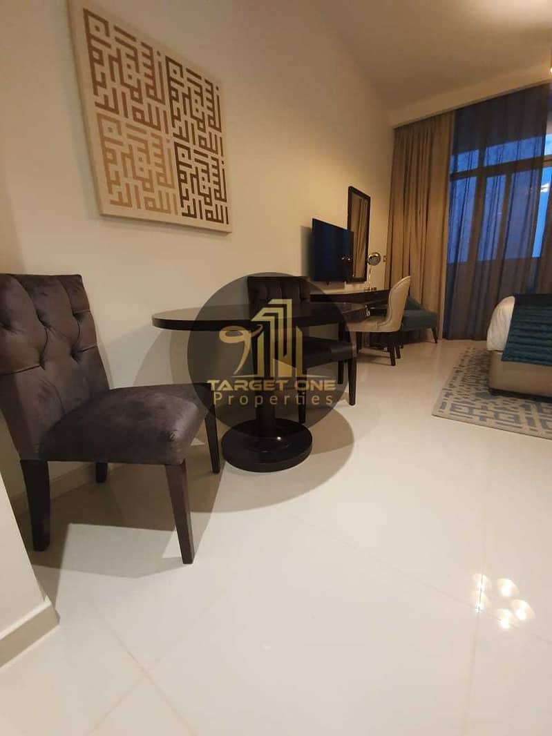 8 Fully furnished| Luxury| hotel type apartment