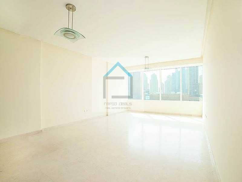 9 Well maintained 1BR facing SZR @ Madina Tower