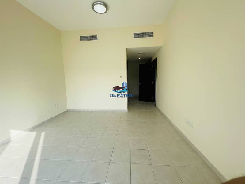 5 SPACIOUS LARGE 2BR WITH MAIDSROOM | MAINTENANCE FREE | 1 MONTH FREE