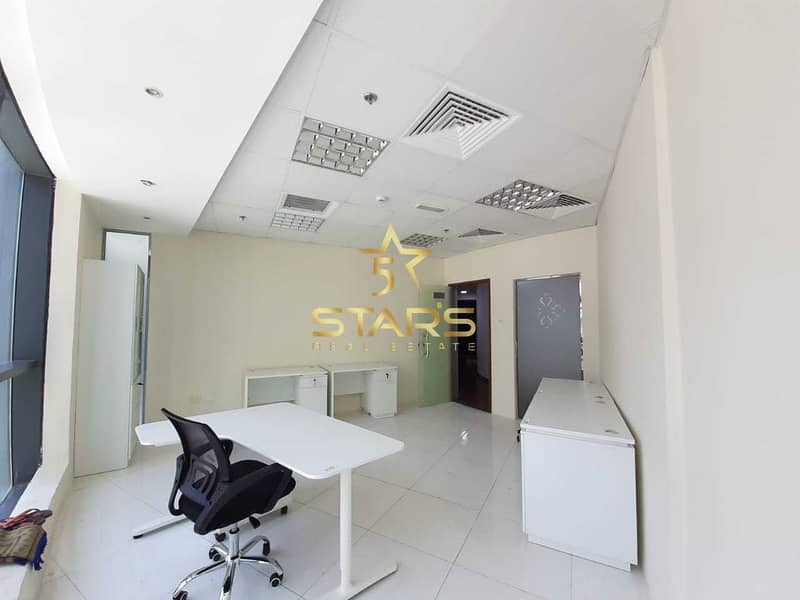7 Pay 6000 AED and get 1 Desk Space | Direct from Owner | Near to M etro