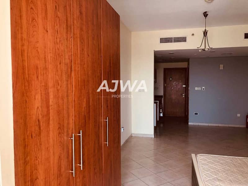 Lake and Golf View | Studio in Crescent Lake and Golf View | Studio in Crescent