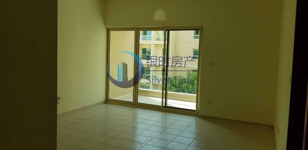 5 Cheapest Price / Street View / Spacious Apartment