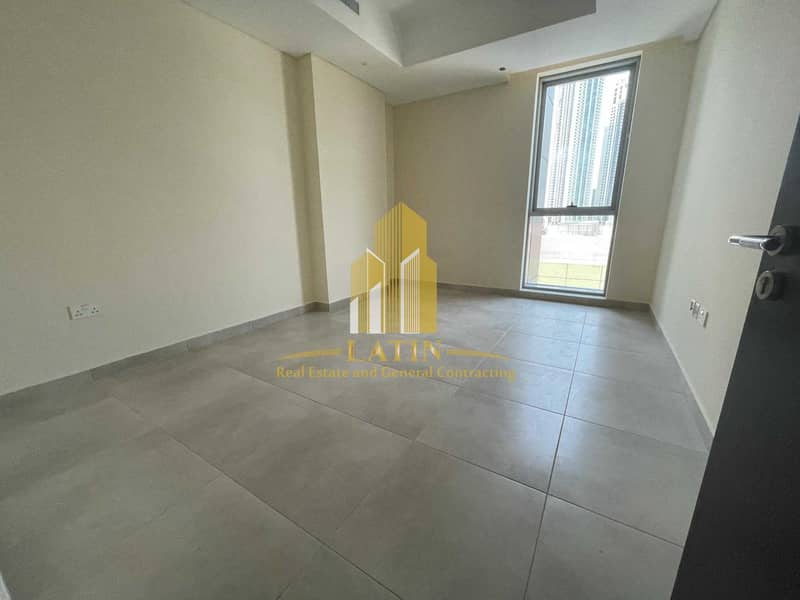12 PANORAMIC! FREE CHILLER SPACIOUS 3BR + MR | 2 PARKINGS
