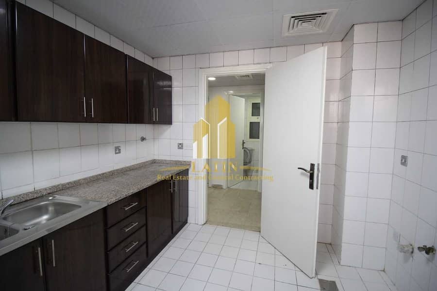 7 NO COMMISSION!  1MONTH FREE !Three Bedroom Apartment with Maids room & Balcony in Al Falah Street for 65K ONLY!