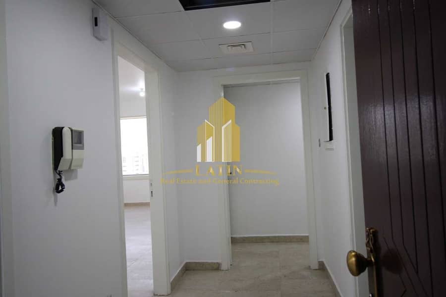 16 NO COMMISSION!  1MONTH FREE !Three Bedroom Apartment with Maids room & Balcony in Al Falah Street for 65K ONLY!