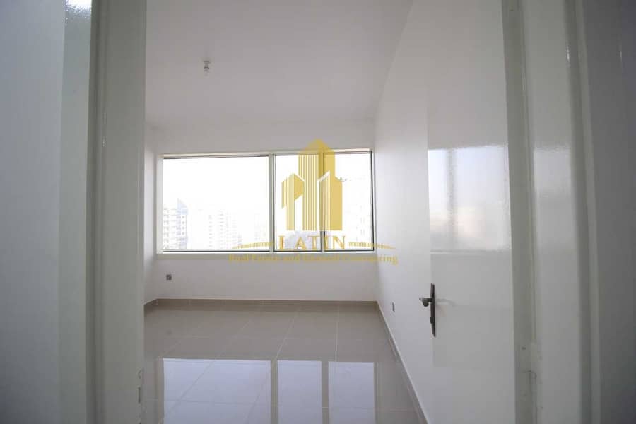 21 NO COMMISSION!  1MONTH FREE !Three Bedroom Apartment with Maids room & Balcony in Al Falah Street for 65K ONLY!